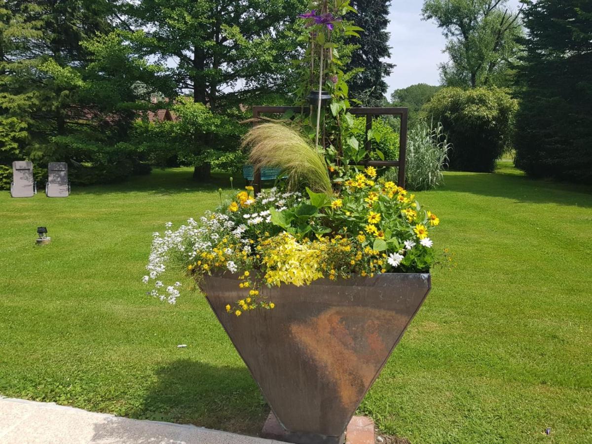 Bed and Breakfast Le Venay Frontenaud Экстерьер фото